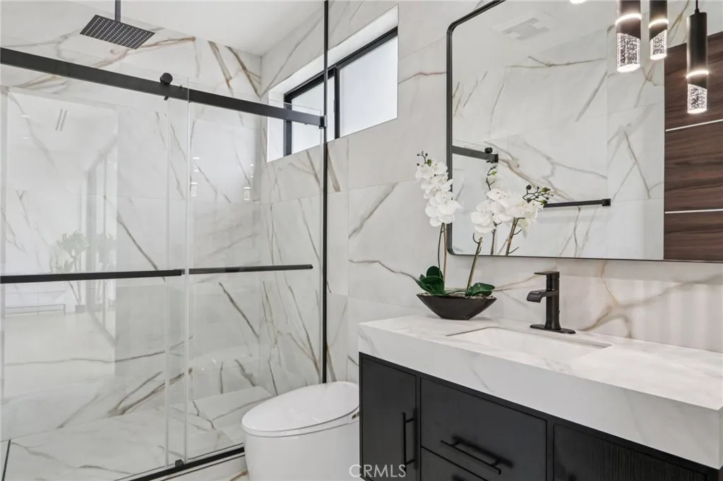 2227 N Lamer Street, Burbank, California 91504 home-pic-29